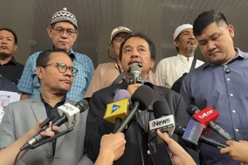 roy-suryo-pertanyakan-legal-standing-ade-darmawan-di-kasus-ijazah-jokowi-lxf