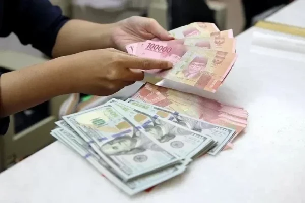 rupiah-ambruk-tembus-rp17900-ihsg-tibatiba-anjlok-235-trb