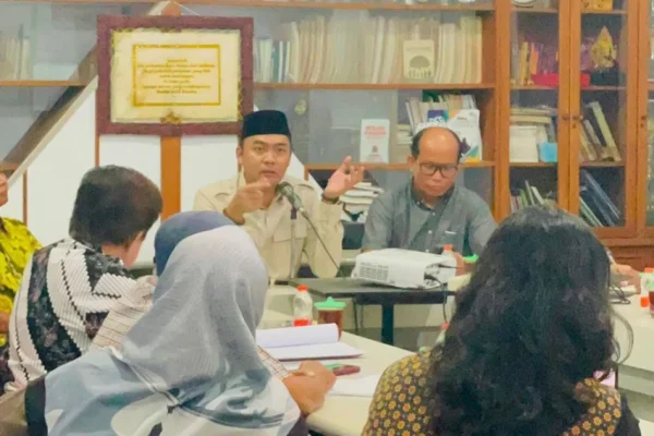 stafsus-menag-tinjau-gkj-nusukan-solo-jamin-kebebasan-beribadah-tqv