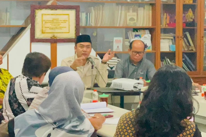 stafsus-menag-tinjau-gkj-nusukan-solo-jamin-kebebasan-beribadah-tqv