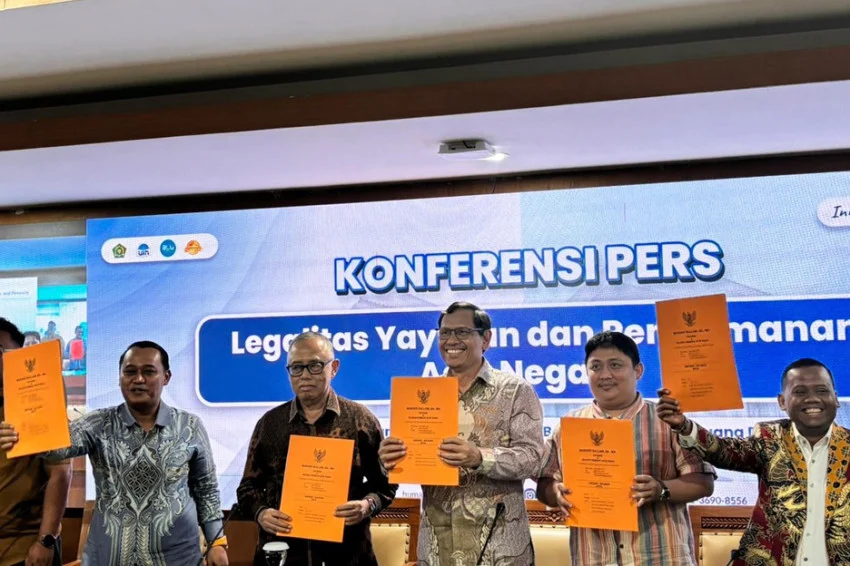 stop-polemik-prof-dede-pengelolaan-yayasan-diserahkan-ke-pemerintah-melalui-uin-jakarta-wnw