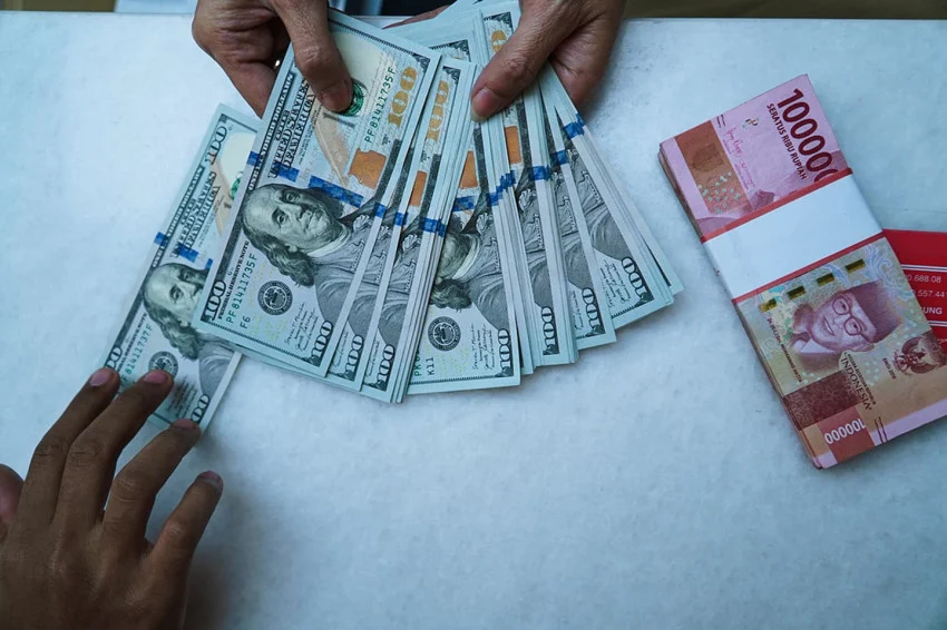 strategi-moneter-dikritik-banggar-dpr-begini-penjelasan-bi-soal-menjaga-rupiah-qts