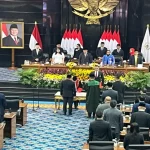 suhud-alynudin-dilantik-jadi-ketua-dprd-dki-jakarta-gcc