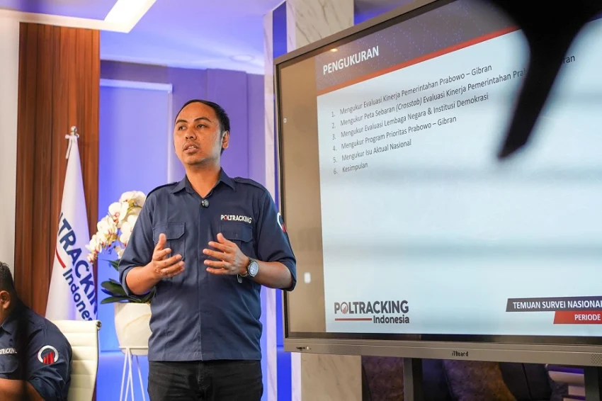 survei-poltracking-424-publik-setuju-mk-hapus-presidential-threshold-laa