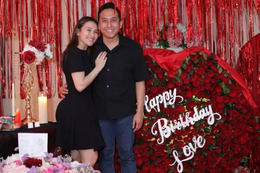 ultah-ke34-ayu-ting-ting-pamer-momen-romantis-bareng-kevin-gusnadi-fjl