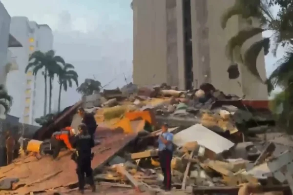 venezuela-diguncang-gempa-berturutturut-korban-tewas-diperkiran-capai-ribuan-hsx