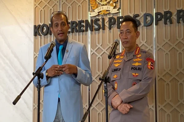 wamenkum-ungkap-alasan-usia-pensiun-kapolri-bisa-diperpanjang-udn