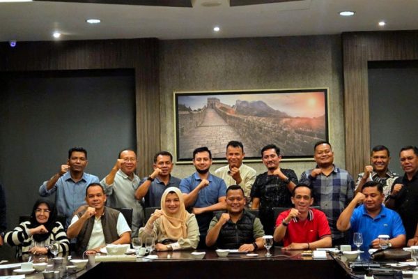 18-dpc-beri-dukungan-nurdiansyah-alasta-siap-pimpin-demokrat-aceh-qvh