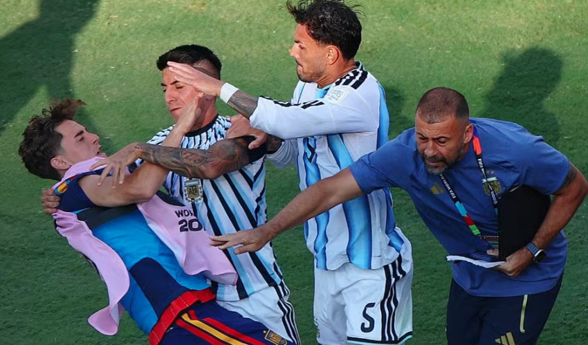 argentina-terancam-sanksi-fifa-hukuman-berat-menanti-usai-ricuh-di-final-piala-dunia-2026-wvo
