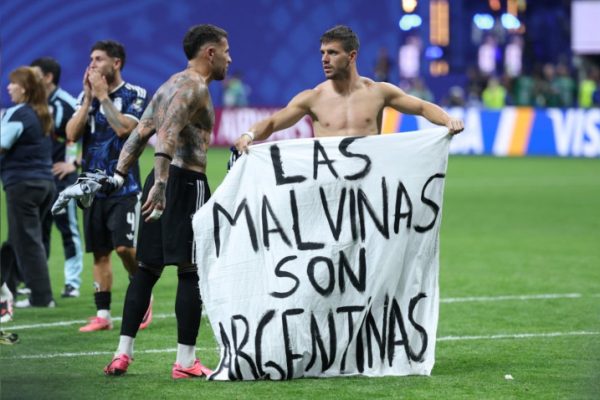 fifa-selidiki-spanduk-kontroversial-argentina-soal-kepulauan-falkland-mpp
