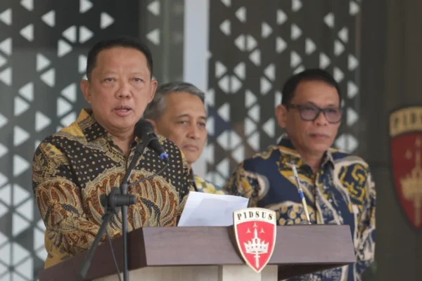 hendardi-beberkan-3-kejanggalan-penanganan-kasus-febrie-adriansyah-oleh-kejagung-keberanian-kpk-sedang-diuji-zzf