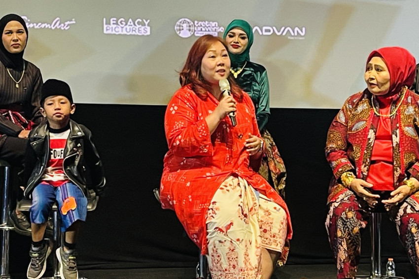 inayah-wahid-debut-di-film-foufo-sempat-mengira-judulnya-fufufafa-yqf