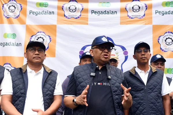 mengemaskan-indonesia-wamenaker-jadi-saksi-keunggulan-manajerial-pegadaian-bdh