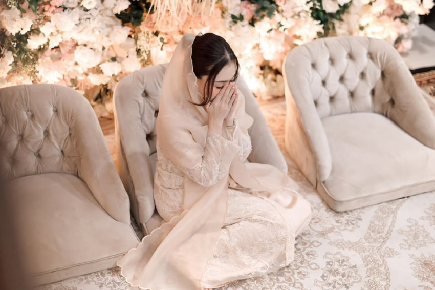 nathalie-holscher-siap-menikah-dengan-arpat-akad-nikah-digelar-besok-azw