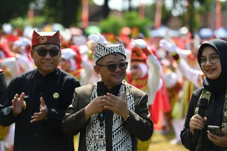 pemerintah-bangun-ekosistem-pendidikan-berkualitas-lewat-revitalisasi-sekolah-dkg