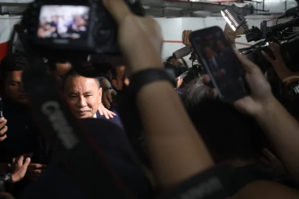 polda-metro-mulai-selidiki-laporan-pwi-terhadap-hotman-paris-soal-ucapan-lu-punya-otak-gak-ke-wartawan-rvp