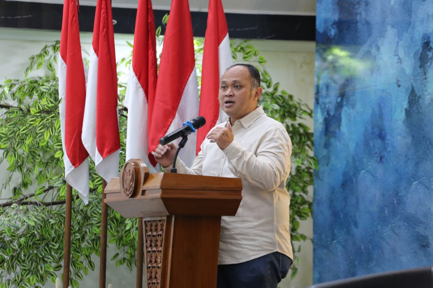 polemik-londo-ireng-ijti-minta-presiden-hindari-diksi-yang-bisa-memberi-label-negatif-bagi-profesi-jurnalis-tlh