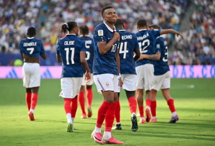 prancis-lolos-ke-16-besar-usai-singkirkan-swedia-mbappe-borong-2-gol-hjl
