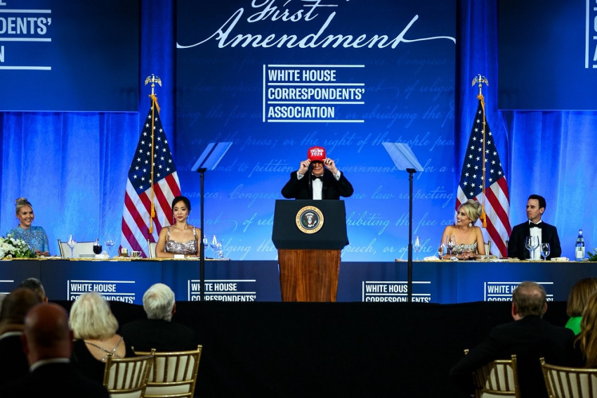 siapa-dan-apa-yang-mempengaruhi-trump-untuk-menghentikan-perang-iran-oxa