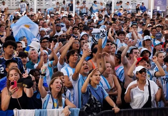 terlibat-keributan-keluarga-pemain-timnas-argentina-ditangkap-polisi-as-nuu