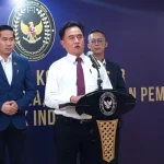 yusril-tegaskan-abdul-karim-bukan-ulama-dan-aktivis-kemanusiaan-gaza-mvc