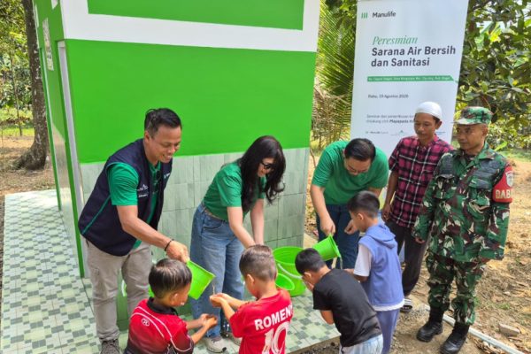 41-tahun-manulife-indonesia-melanjutkan-program-adopt-village-hyq