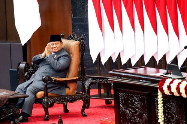 8-sosok-istimewa-diperkenalkan-prabowo-di-sidang-tahunan-mpr-kisahnya-bikin-haru-xjm