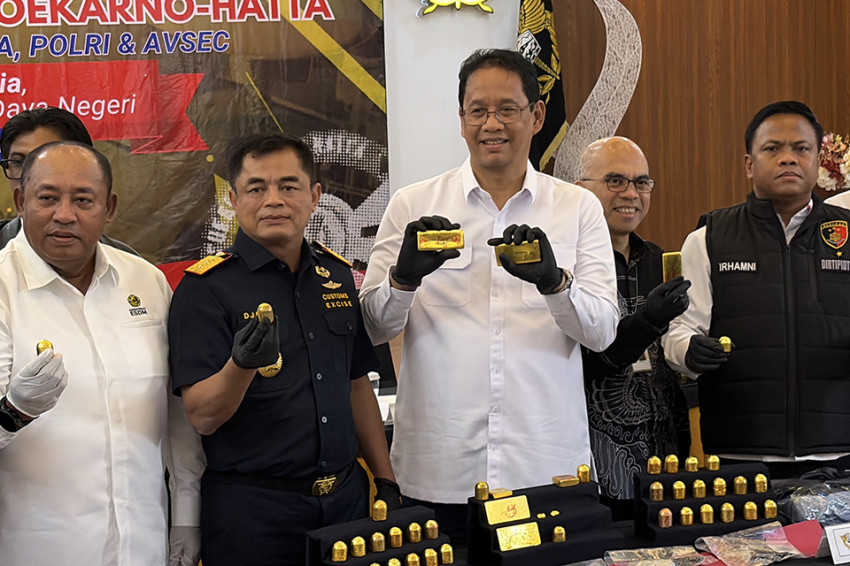 buru-penyelundup-purbaya-tambah-anggaran-operasional-bea-cukai-rp1-miliar-zzq