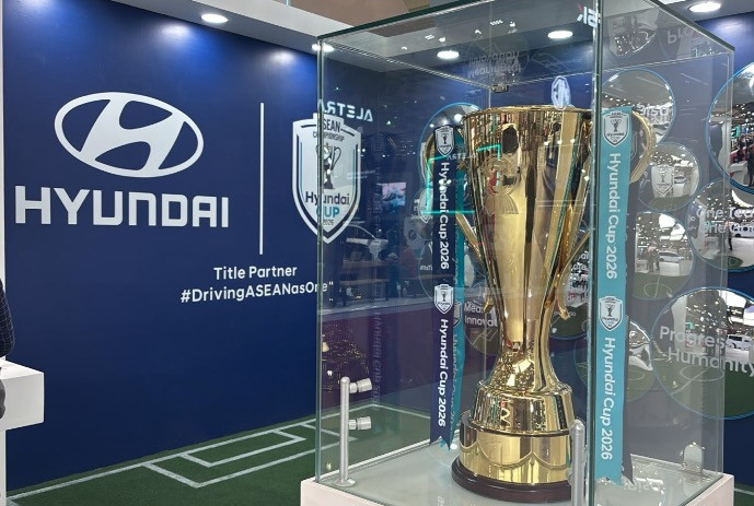 euforia-piala-aff-tak-terbendung-trofi-dipamerkan-di-giias-2026-oef