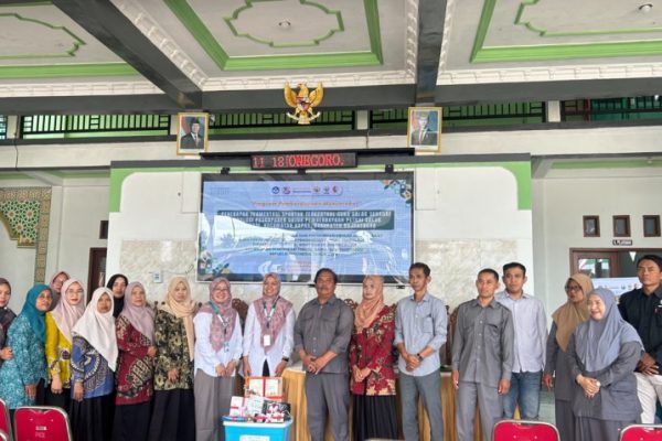 fermentasi-cuka-salak-inovasi-baru-angkat-potensi-petani-salak-di-bojonegoro-ugf