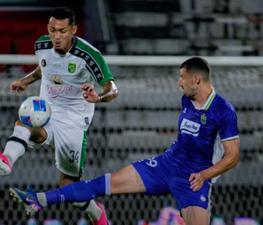 final-piala-presiden-2026-persib-vs-persebaya-imbang-di-babak-pertama-hqx