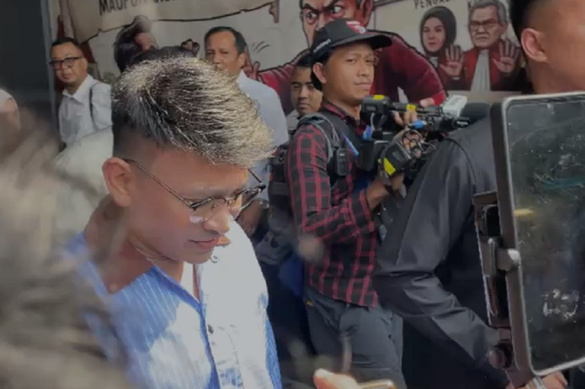 hakim-berhalangan-sidang-mediasi-ruben-onsu-dan-sarwendah-ditunda-vmh