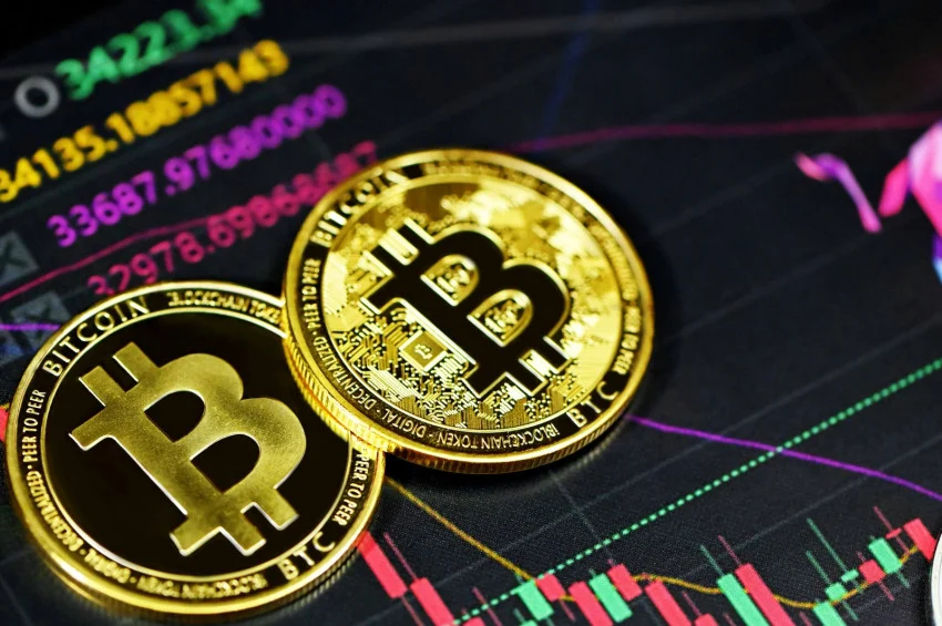 investor-wait-and-see-bitcoin-bergerak-terbatas-di-tengah-ketidakpastian-global-hrx