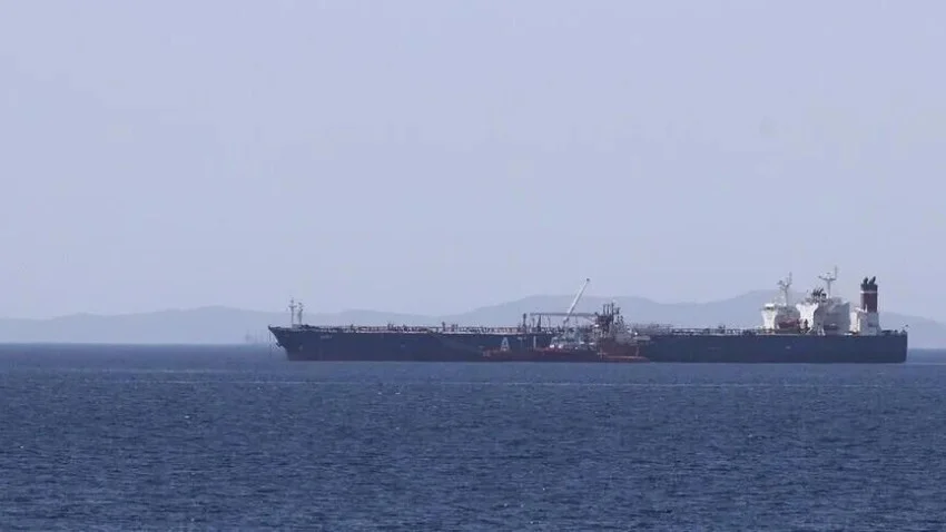 iran-dan-oman-sepakat-buka-jalur-pelayaran-di-selat-hormuz-cfv