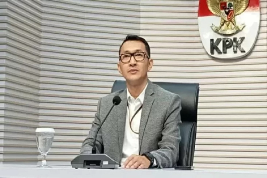 kpk-ungkap-pejabat-kemenhut-terima-sgd12500-dari-pemkab-kuansing-vzk