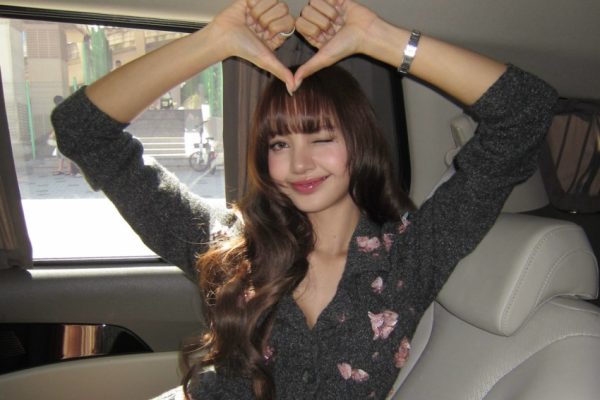 lisa-blackpink-buka-suara-dan-minta-maaf-usai-perayaan-10-tahun-bikin-kecewa-blink-qup