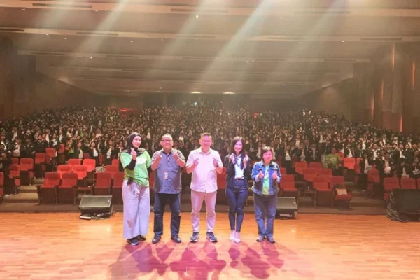 mnc-sekuritas-bekali-mahasiswa-ubm-dengan-literasi-keuangan-dan-kesadaran-risiko-digital-fqj