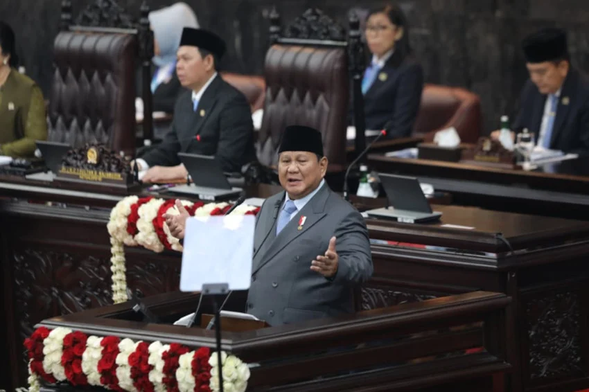 pendidikan-jadi-prioritas-2027-prabowo-tidak-boleh-ada-lagi-cerita-sekolah-roboh-mts