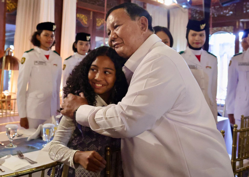 prabowo-undang-petugas-upacara-hut-ri-ke-hambalang-nxd