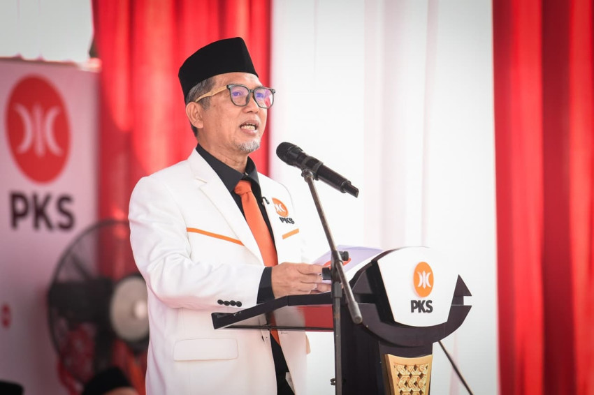 presiden-pks-amy-rakyat-mengukur-pertumbuhan-ekonomi-dari-harga-beras-hingga-penghasilan-esz