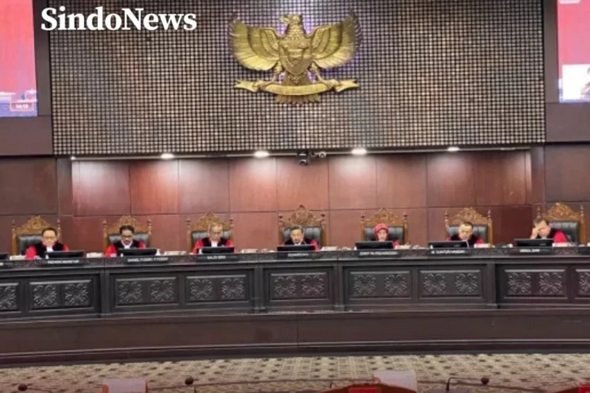 putusan-mk-soal-pasal-penghinaan-presidenwapres-tutup-peluang-relawan-gemar-cari-muka-rsb