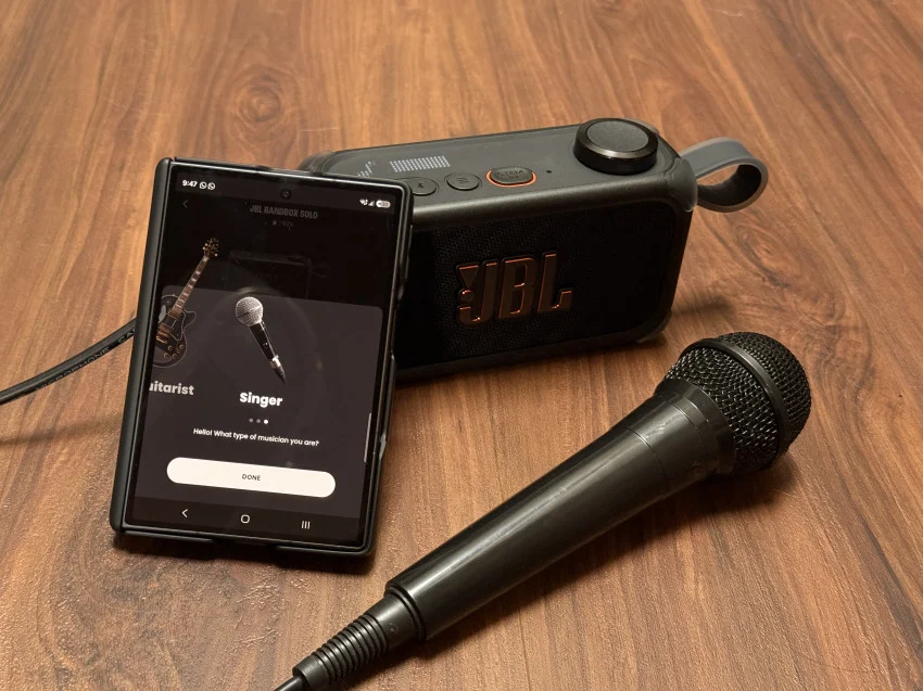 review-jbl-bandbox-solo-speaker-mini-untuk-latihan-gitar-dan-vokal-tanpa-bikin-tetangga-ngamuk-nwr