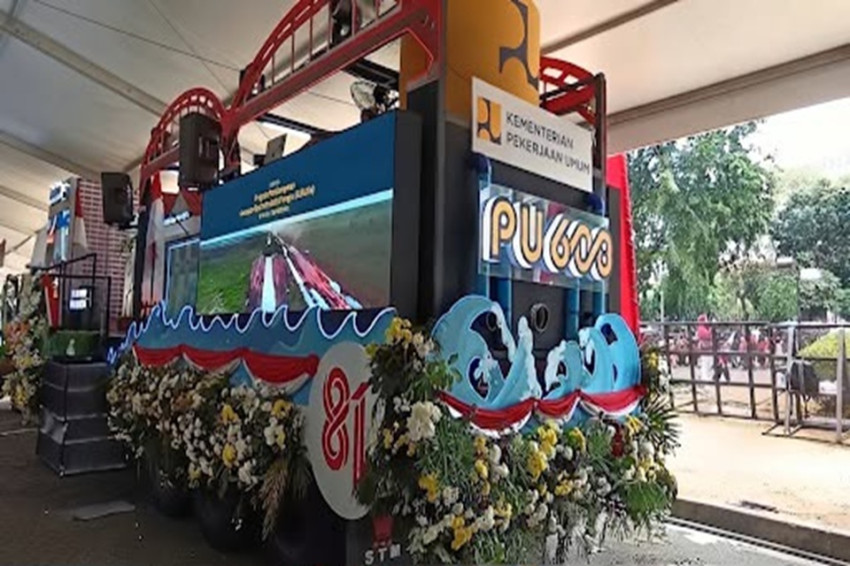 truk-karnaval-kementerian-pu-hadirkan-pesan-persatuan-gotong-royong-dan-kerja-nyata-zgc