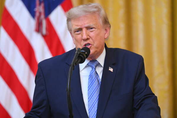 trump-tunda-tarif-impor-50-ke-kanada-di-menit-terakhir-ada-apa-twy