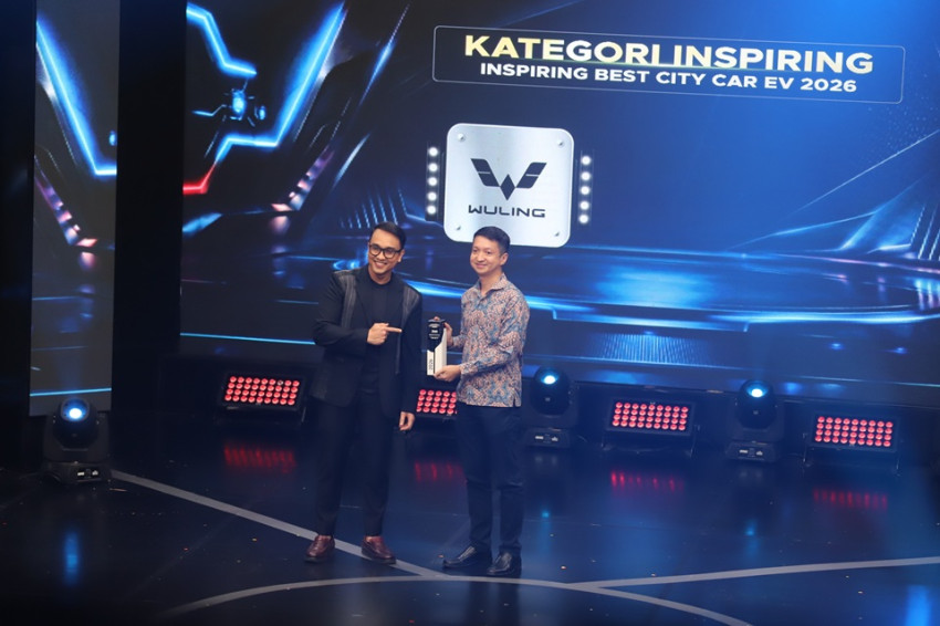 wuling-sabet-inspiring-city-car-ev-2026-di-indonesia-automotive-awards-air-ev-jadi-andalan-spw