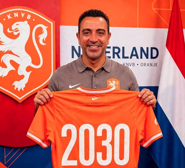 xavi-hernandez-resmi-jadi-pelatih-timnas-belanda-hingga-piala-dunia-2030-ogh
