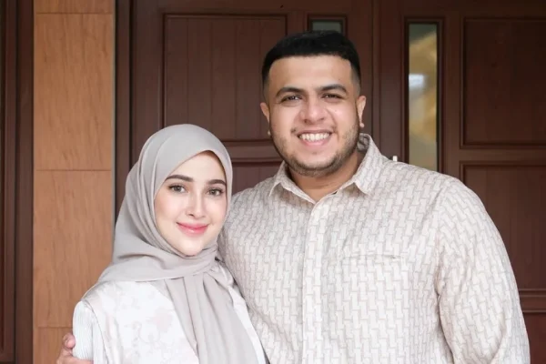 yislam-jaidi-dan-miskah-shafa-ungkap-jenis-kelamin-anak-kedua-lakilaki-ohq