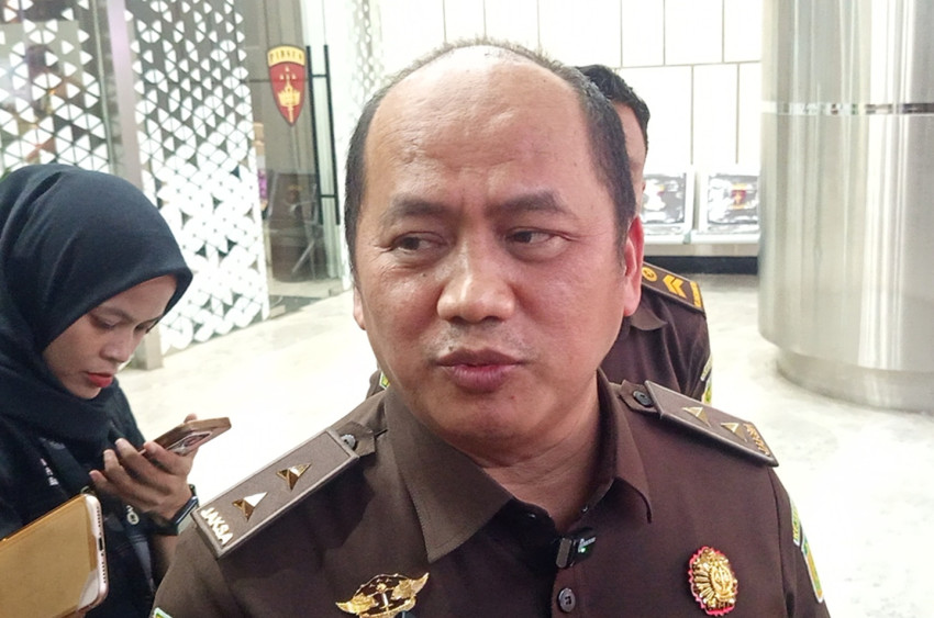 4-pejabat-kejagung-disebut-menerima-rp40-miliar-dari-tan-kian-kapuspenkum-buka-suara-fhi