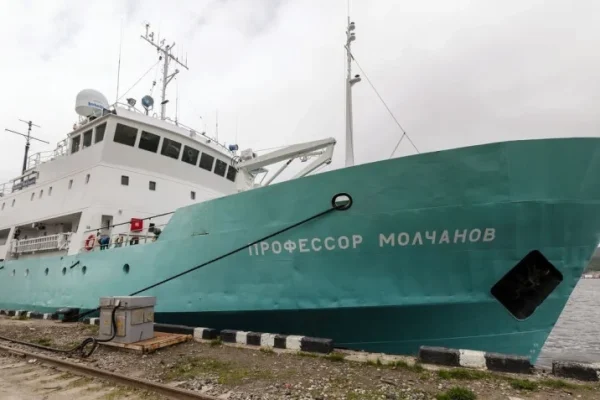 7-fakta-kapal-professor-molchanov-milik-rusia-yang-disita-norwegia-gxf