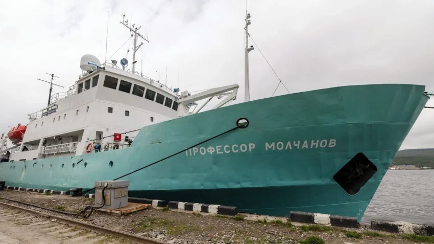 7-fakta-kapal-professor-molchanov-milik-rusia-yang-disita-norwegia-gxf